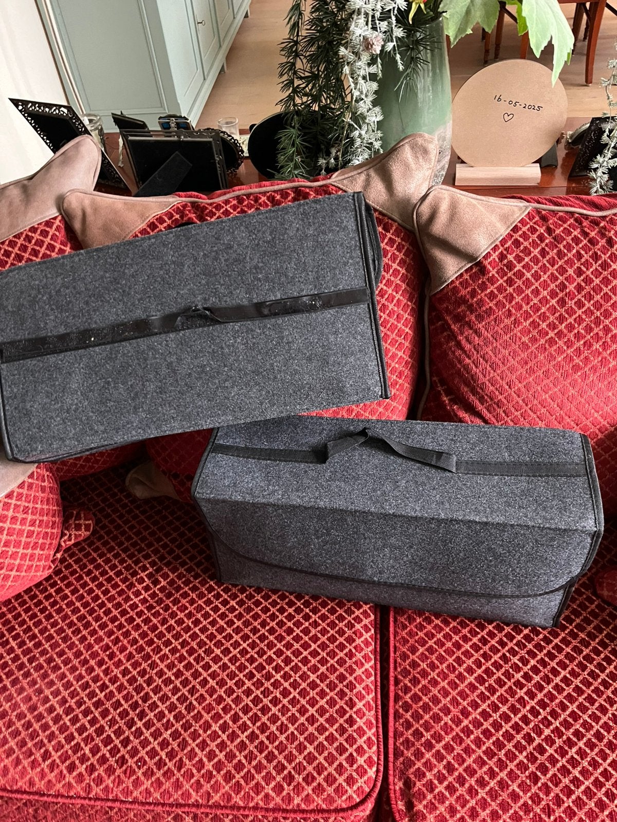 Opberg box voor in de auto, Ophalen