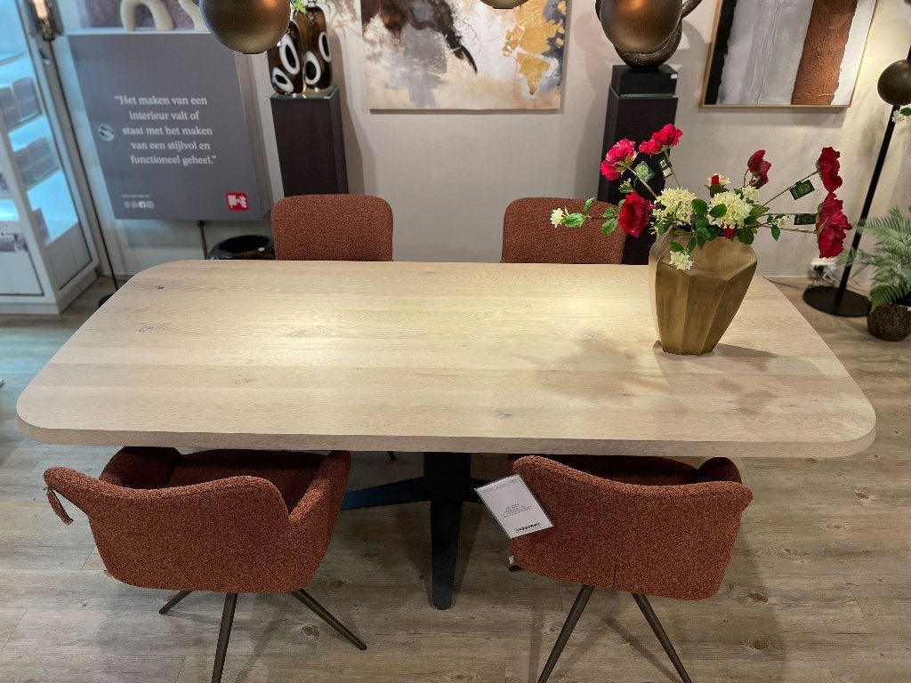 Bert Plantagie Carve eettafel eiken 220cm | SALE €1995, Ophalen, Eikenhout, Vier personen, Rechthoekig