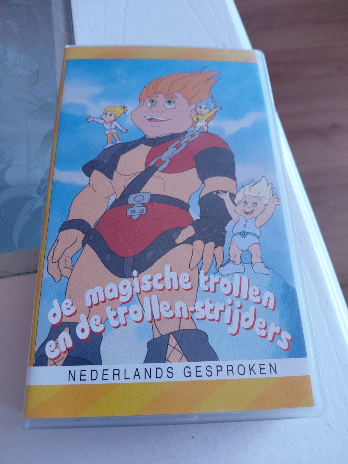 De Magische Trollen en de trollen-strijders Videoband., Cd's en Dvd's, VHS | Kinderen en Jeugd, Alle leeftijden, Ophalen of Verzenden
