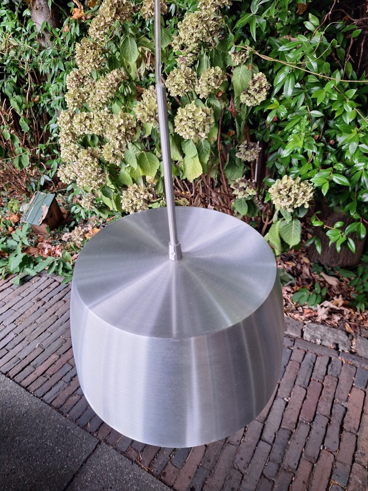 Strakke zilveren hanglamp - Steinhauer, Huis en Inrichting, Lampen | Hanglampen, Ophalen, Gebruikt, Modern, Strak, E27 (groot)
