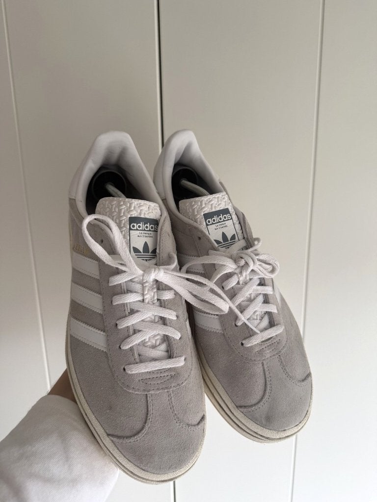 Adidas Gazelle Bold – Grijs/Wit – Maat 43⅓, EU, Adidas, Wit, Ophalen of Verzenden