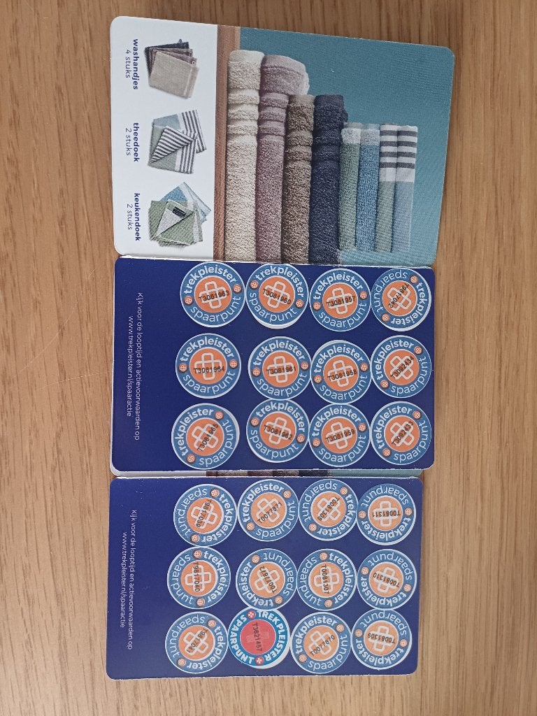 2 spaarkaarten met textielzegels, Trekpleister. 2=€2,-!, Hobby en Vrije tijd, Spaarzegeltjes, Ophalen of Verzenden, Winkel, Super of Benzinepomp
