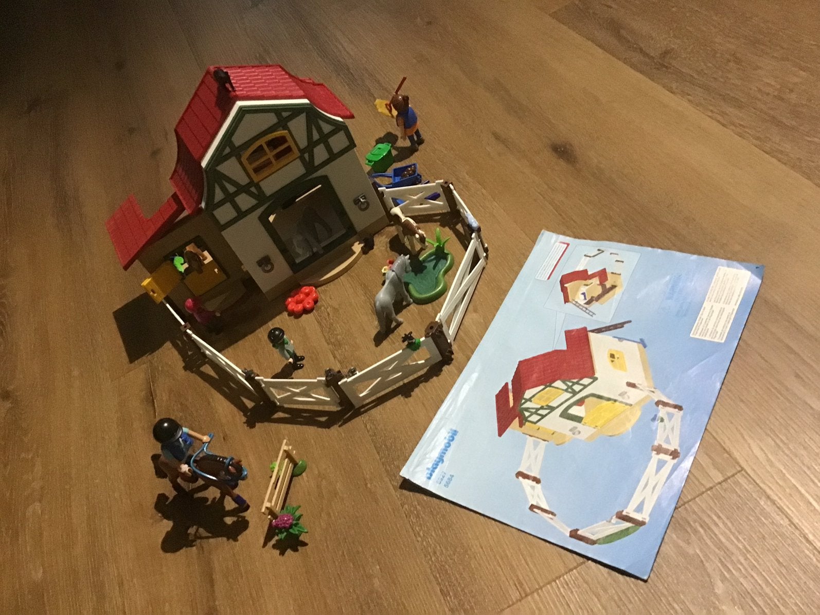 Playmobil manege, Kinderen en Baby's, Speelgoed | Playmobil, Ophalen of Verzenden, Gebruikt, Los playmobil