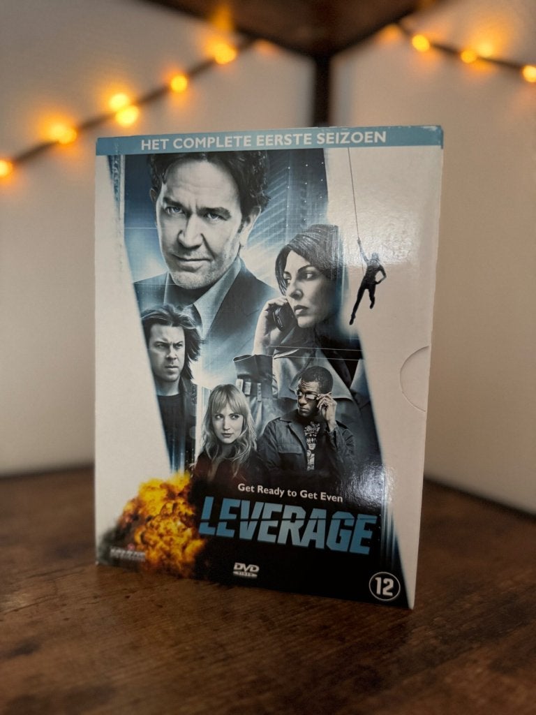 Leverage: Het Complete Eerste Seizoen (DVD), Gebruikt, Drama