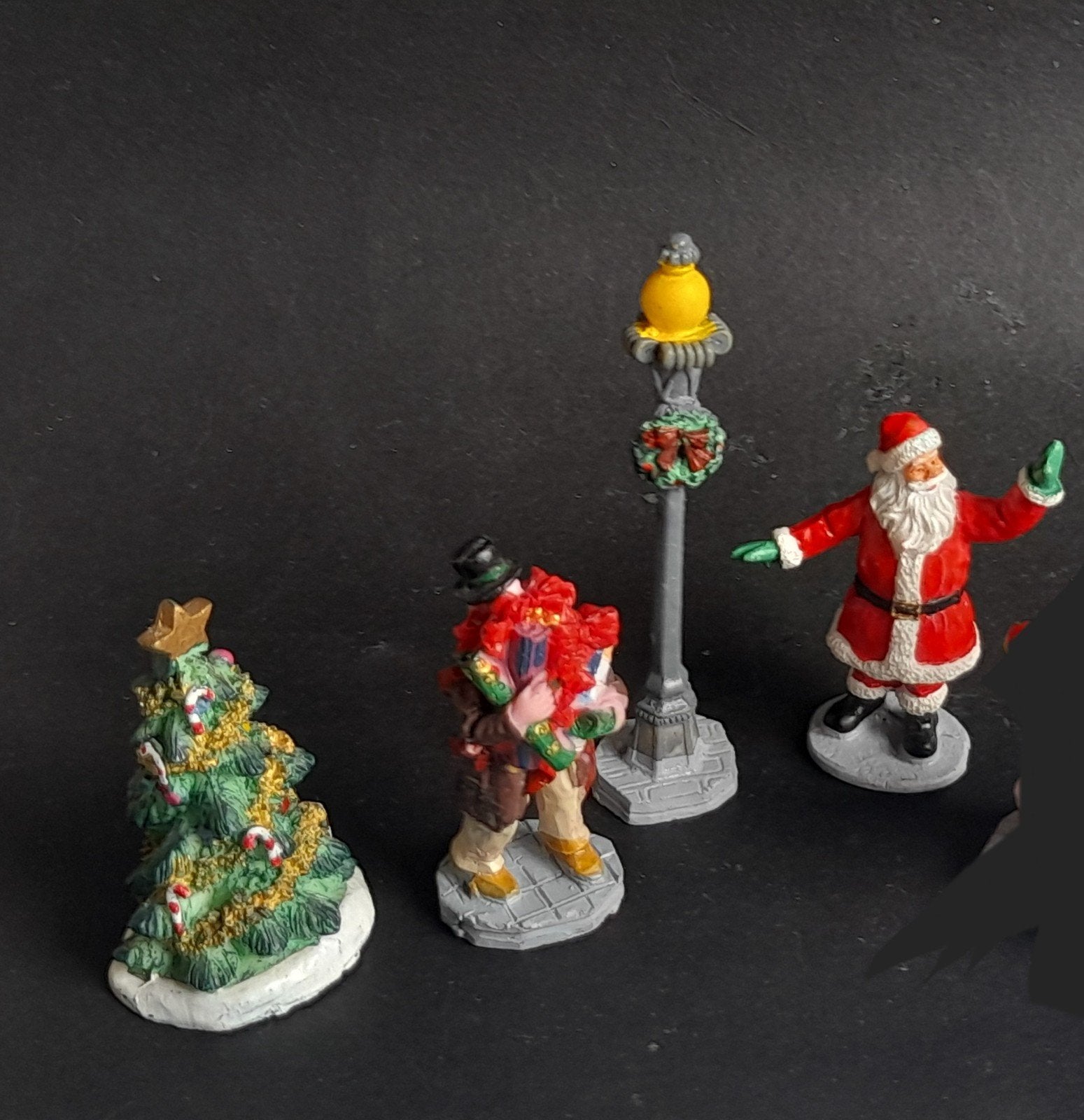 lemax kerst figuurtjes e33 kerstdorp kersthuisjes, Verzenden