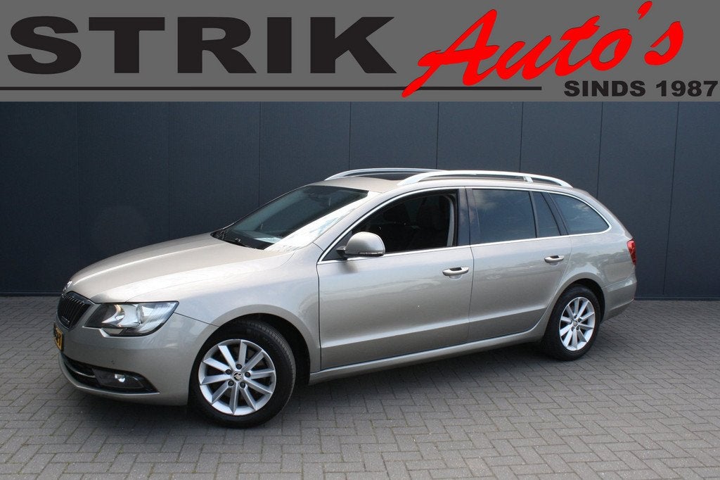 Skoda Superb Combi 1.6 TDI Sprint Pro NAVIGATIE - CAMERA - P, Auto's, Skoda, Bedrijf, Te koop, Superb, ABS, Achteruitrijcamera