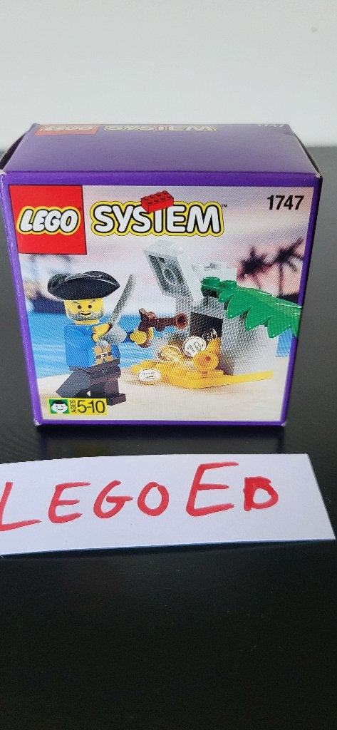Lego 1747 - Treasure Surprise - Pirates I + doosje (set 2), Kinderen en Baby's, Speelgoed | Duplo en Lego, Lego, Zo goed als nieuw