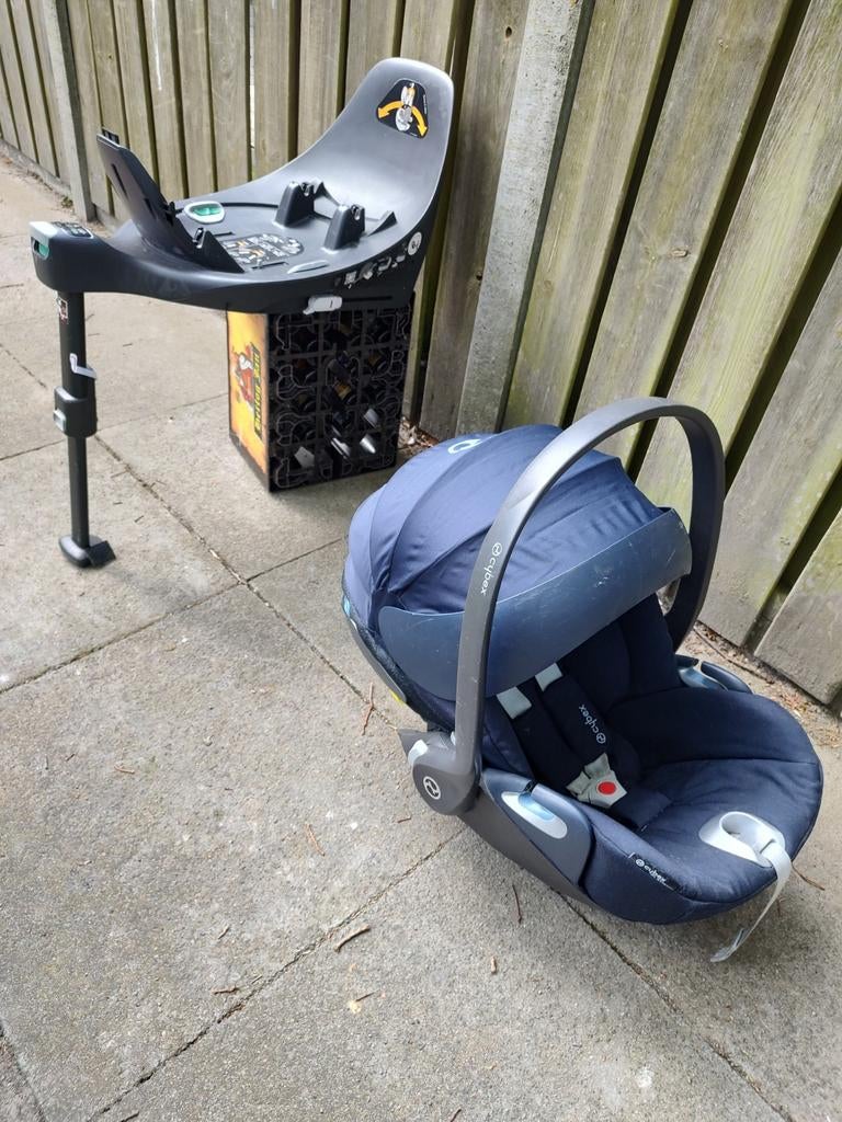 Cybex sirona z met Isofix base plus adapter, Ophalen, Zo goed als nieuw, Overige merken, Isofix