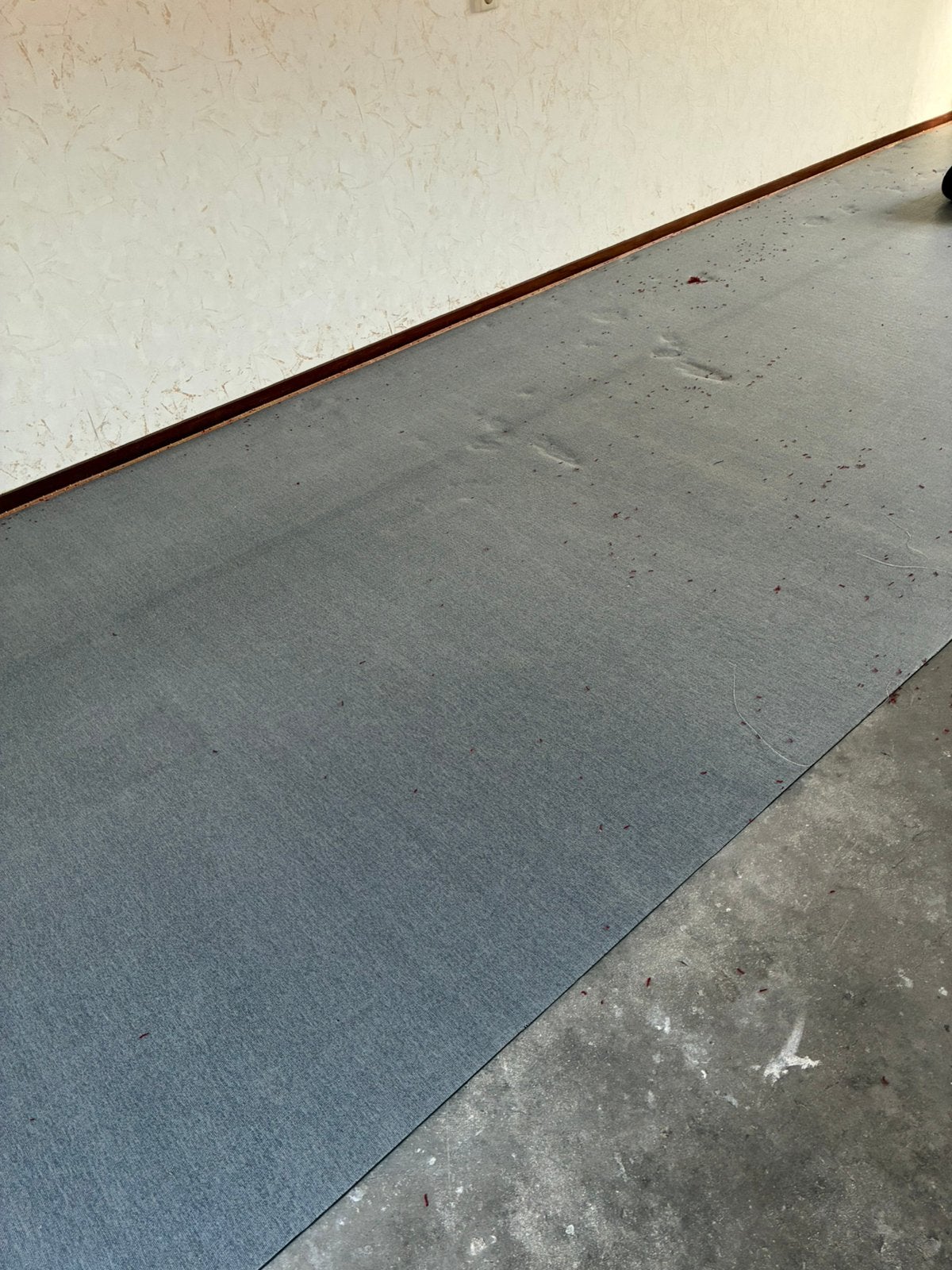 25 M2. Ondertapijt 6 mm dik, Ophalen, Zo goed als nieuw, Laminaat