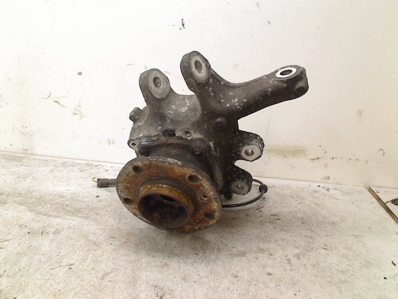 Fusee Rechts Achter x drive BMW 5 serie (F10) 2013 6793770, Gebruikt, Petuelring 130, München 80809, , Duitsland, BMW, Bayerische Motoren Werke AG