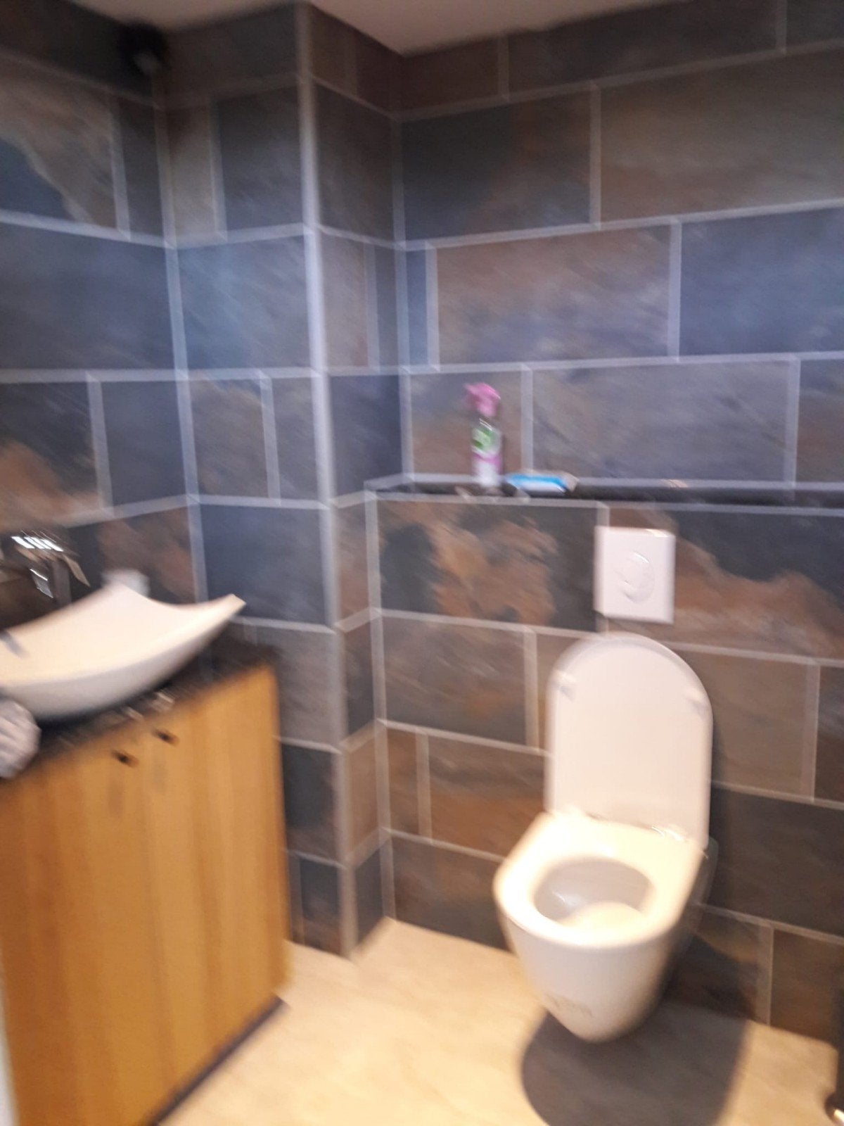 Gezocht tegelzetter/aangeboden badkamer renovatie, Ophalen of Verzenden