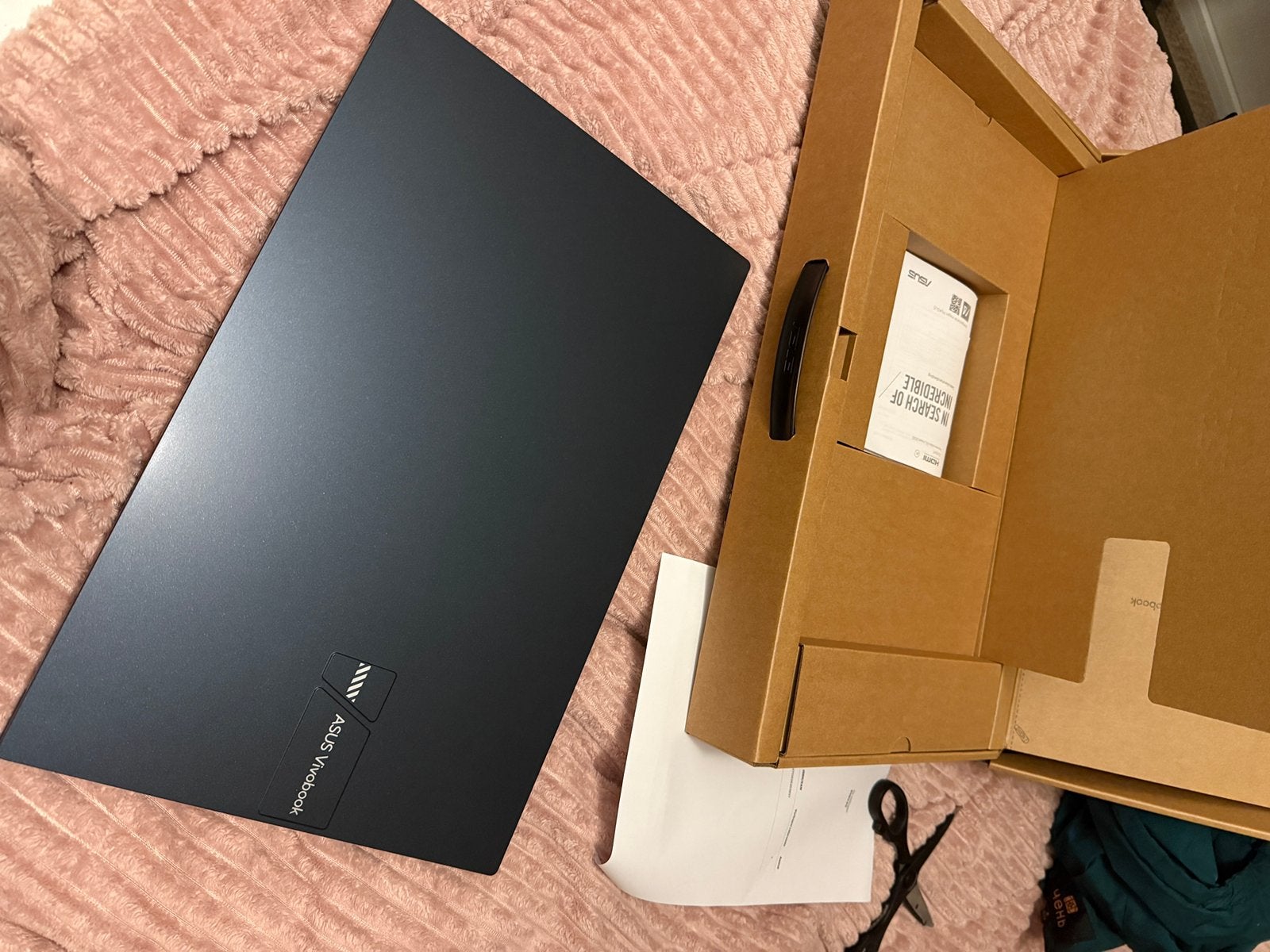 ASUS Vivobook 17 X1704VA – Nieuw, ongebruikt –Met aankoopbon, Met videokaart, Qwerty, Nieuw, Ophalen of Verzenden