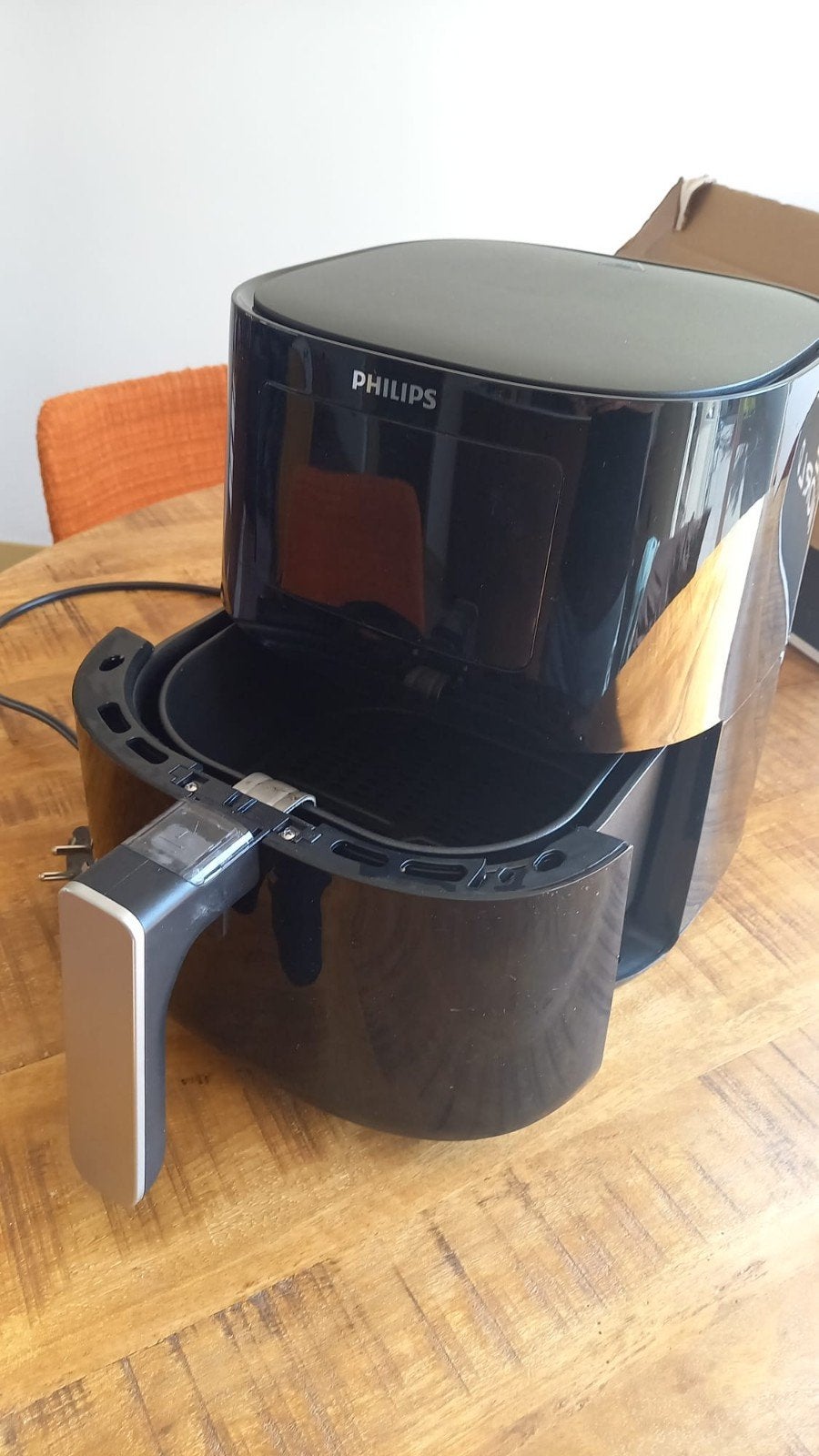 Philips Essential Airfryer, Witgoed en Apparatuur, Airfryers, Ophalen, Airfryer