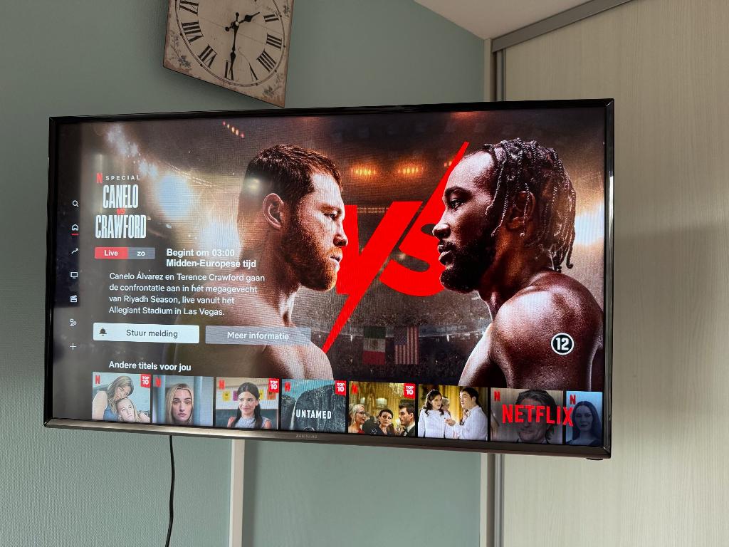 32 inch Samsung smart TV compleet met Vogels wandsteun, Ophalen, Gebruikt, 50 Hz, LCD
