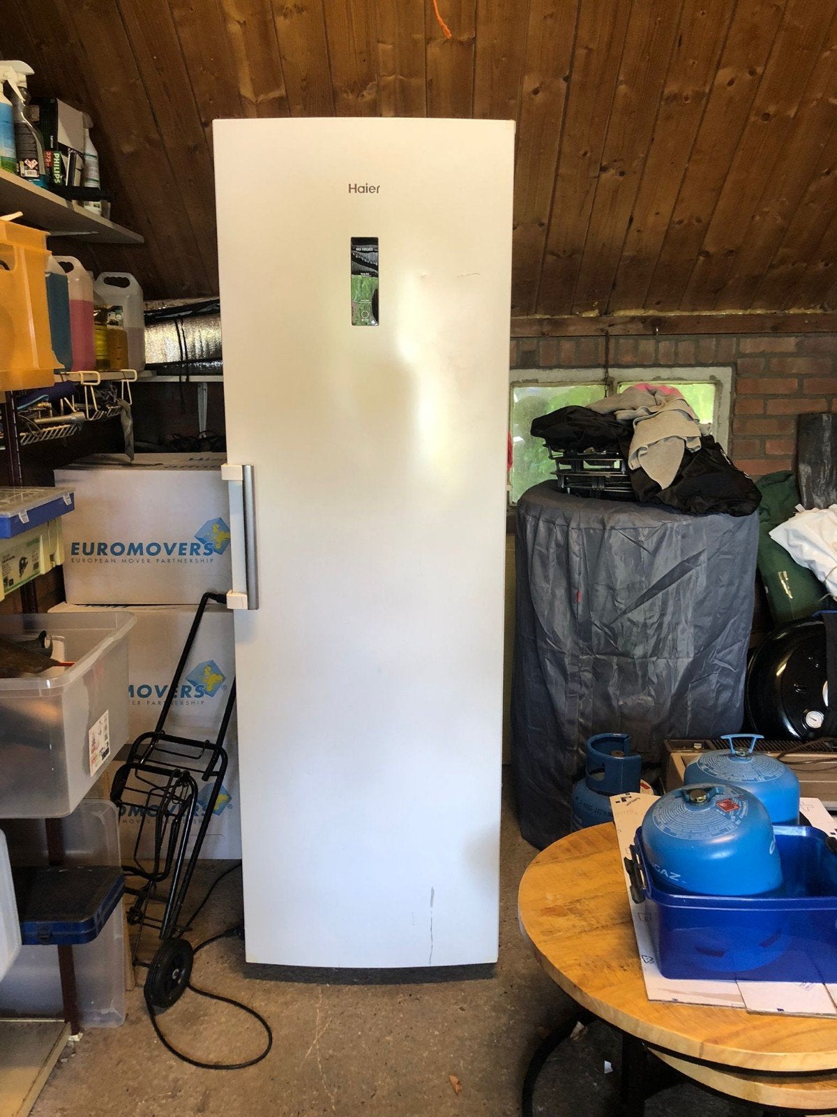Haier Vrieskast H2F-255WSAA No Frost, Minder dan 60 cm, 160 cm of meer, Zo goed als nieuw, Vrijstaand