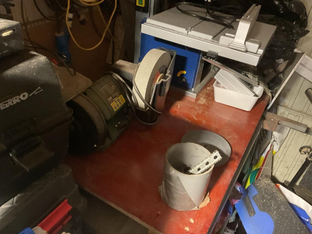 Garage vol gereedschap nieuw en z.g.a.n, Ophalen, Gebruikt