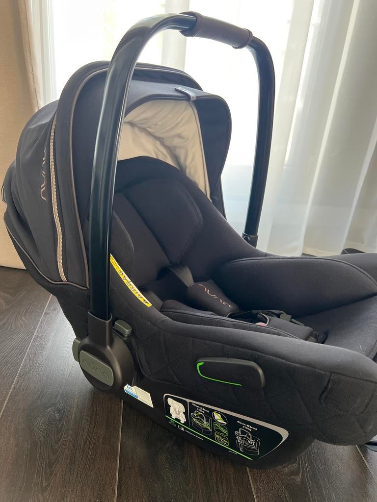 Nuna Pipa Next autostoeltje, Autogordel of Isofix, Gebruikt, Zijbescherming, 0 t/m 13 kg