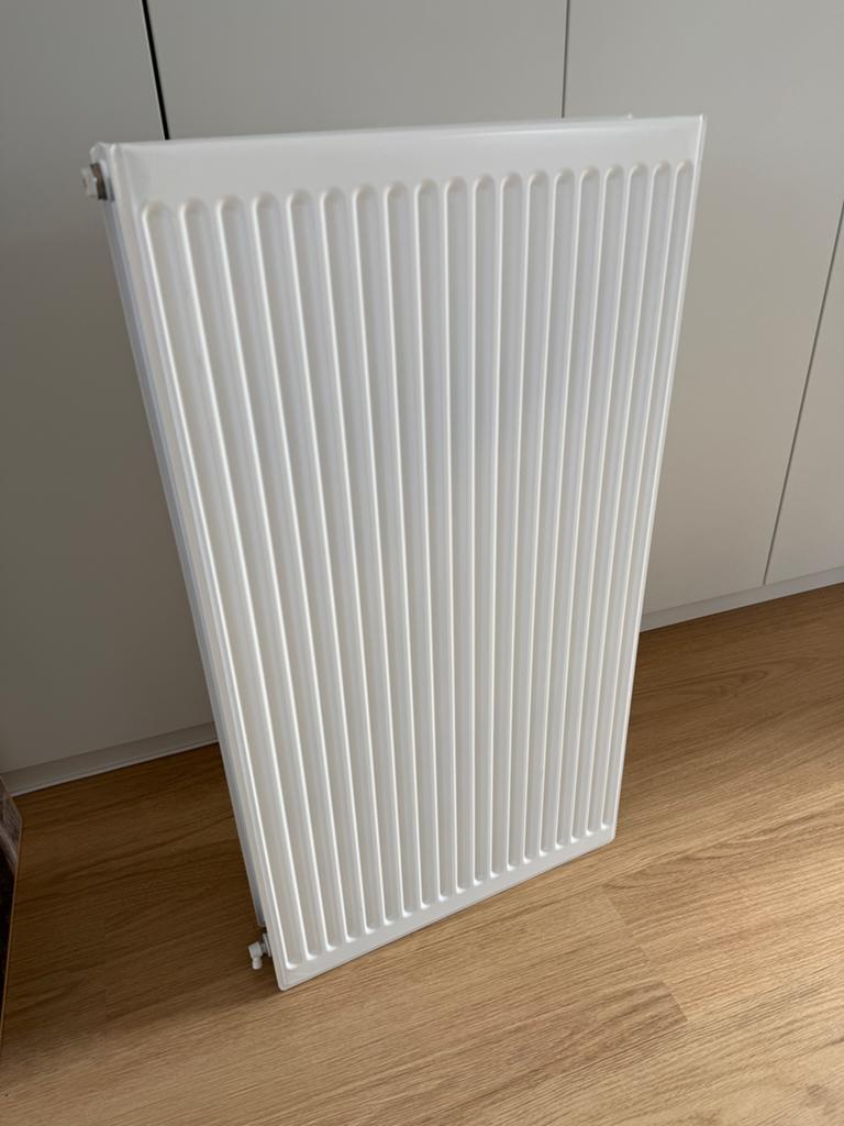 Radiator 50cm hoog - 90cm breed, Doe-het-zelf en Verbouw, Verwarming en Radiatoren, Ophalen, Radiator, Minder dan 60 cm, Zo goed als nieuw