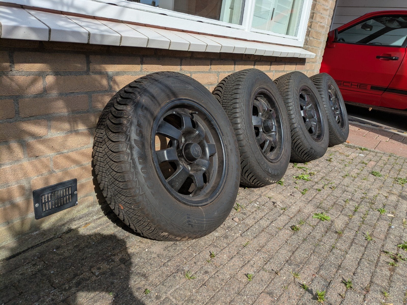 Porsche 924  velgen met banden vier stuks, Ophalen, Porsche