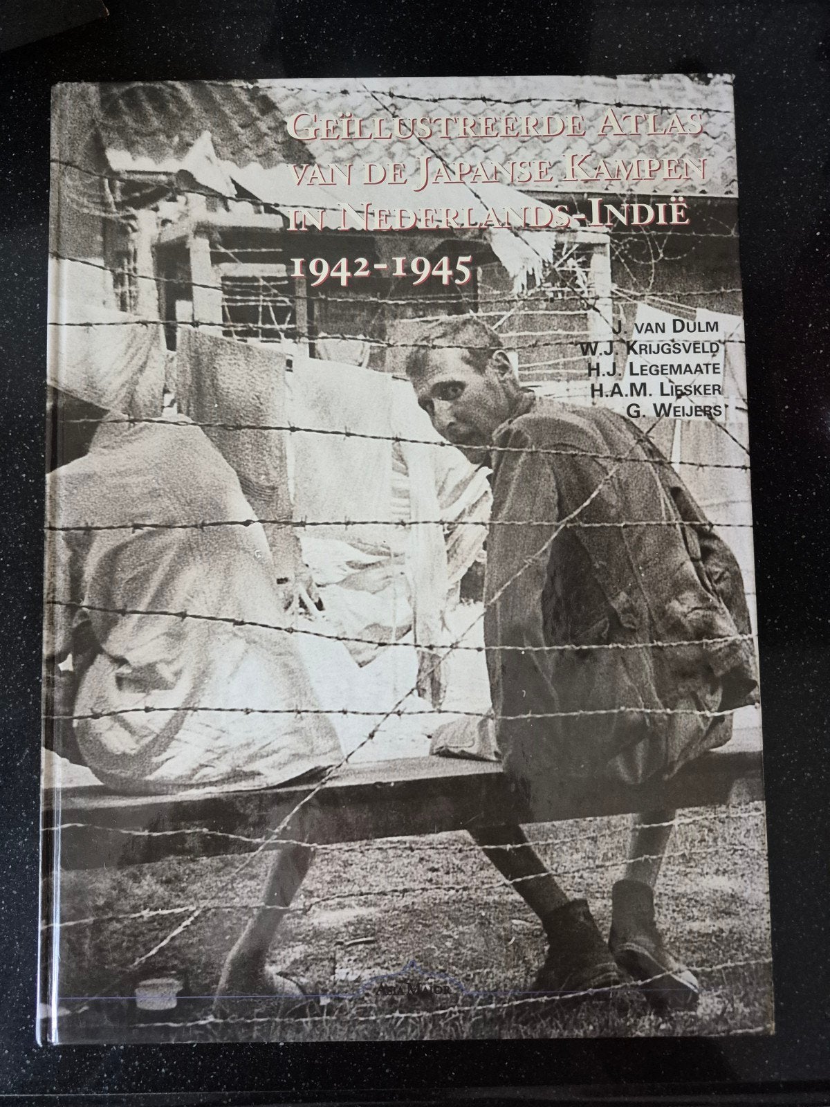 Geïllustreerde Atlas van de Japanse Kampen 1942-1945, Tweede Wereldoorlog, Ophalen of Verzenden, Zo goed als nieuw, Meerdere auteurs