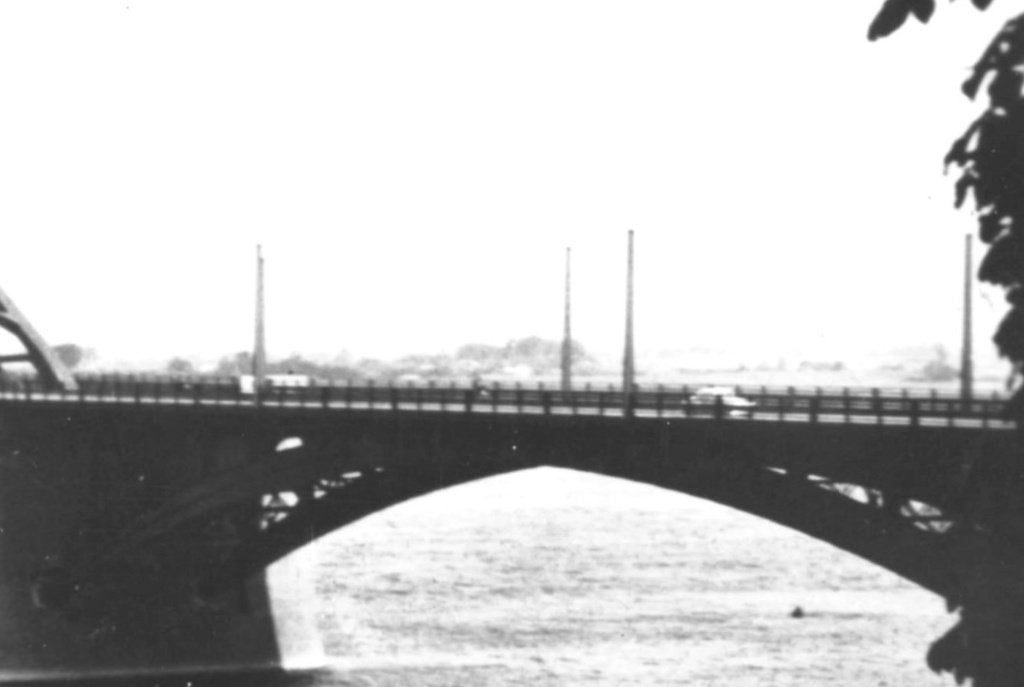984369	Nijmegen	Waalbrug	1957 Gld	Gelopen met Postzegel, Verzamelen, Ophalen of Verzenden, 1940 tot 1960, Gelopen, Gelderland