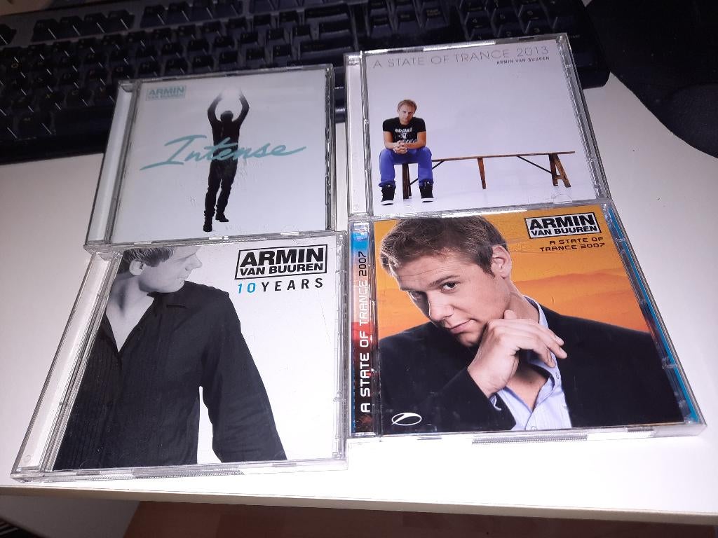 8X CD Armin Van Buuren, Cd's en Dvd's, Cd's | Dance en House, Zo goed als nieuw, Techno of Trance, Ophalen