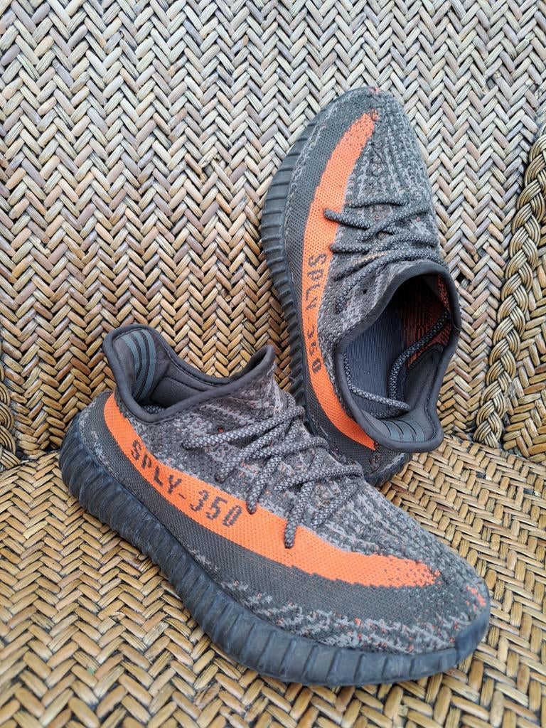 Yeezy adidas mt UK 5, Ophalen of Verzenden, Gebruikt, Jongen of Meisje, Schoenen