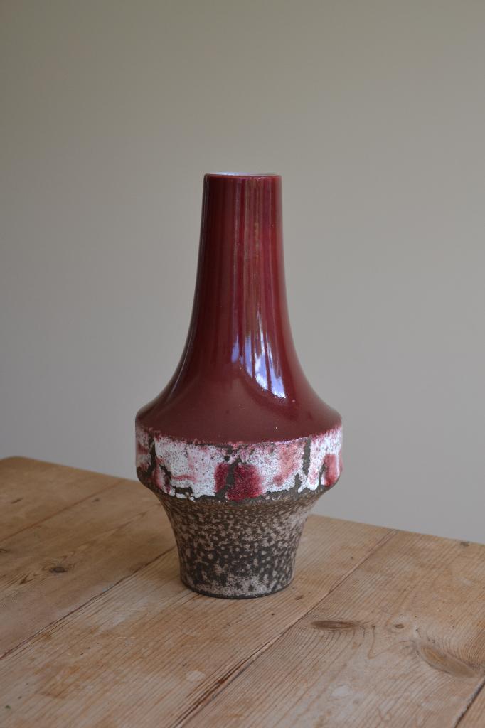 Rood/Roze/Paarse vaas West Germany Fat Lava, Gebruikt, Aardewerk of Porselein, Ophalen of Verzenden, Minder dan 50 cm