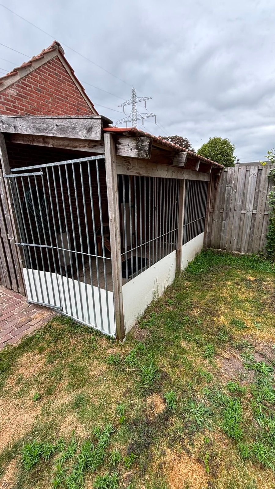 Honden ren buiten, Dieren en Toebehoren, Hondenhokken, Ophalen, 110 cm of meer, 100 cm of meer