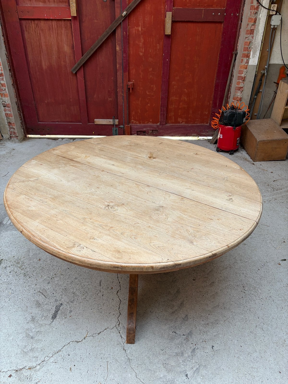 Prachtige ronde eettafel, Ophalen, Zo goed als nieuw, Rond, 100 tot 150 cm