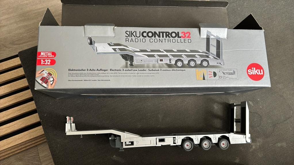 Siku Control 32 6723 Elektronische 3-Assige Oplegger, Ophalen of Verzenden, Gebruikt, Afstandsbediening