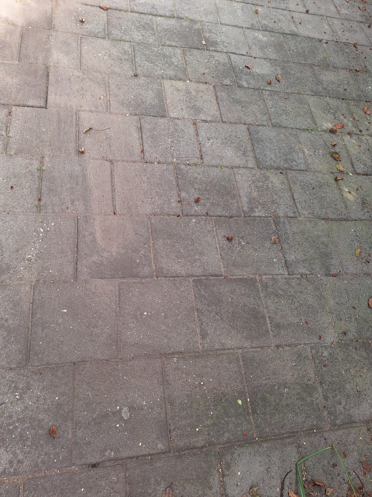 Ongeveer 15m² 30x30 tegels, Tuin en Terras, Gebruikt, Ophalen of Verzenden, 10 m² of meer, Beton