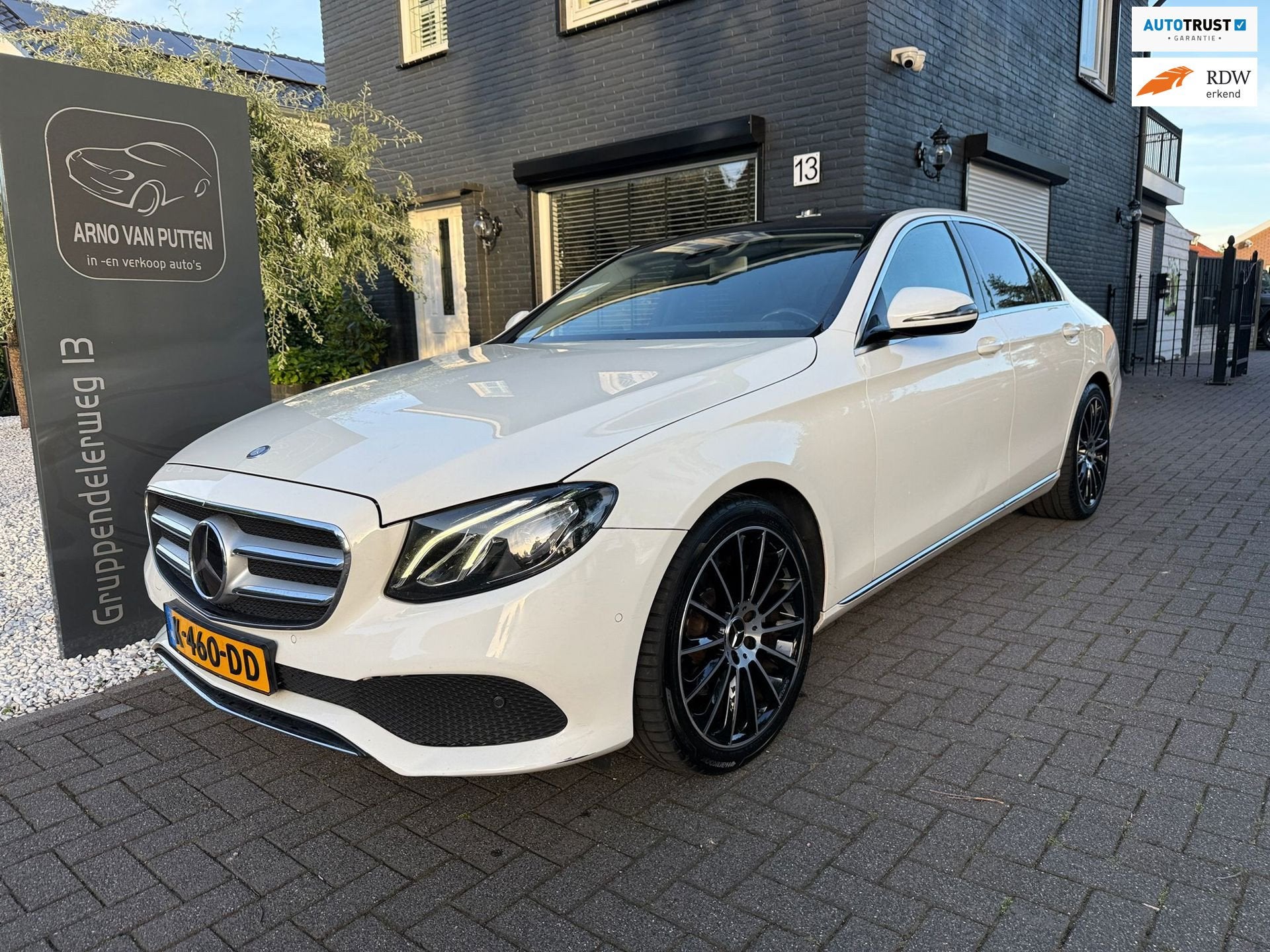 Mercedes-Benz E-klasse 200 4MATIC Premium /Burmester /Schuif, Automaat, Gebruikt, Euro 6, 4 cilinders