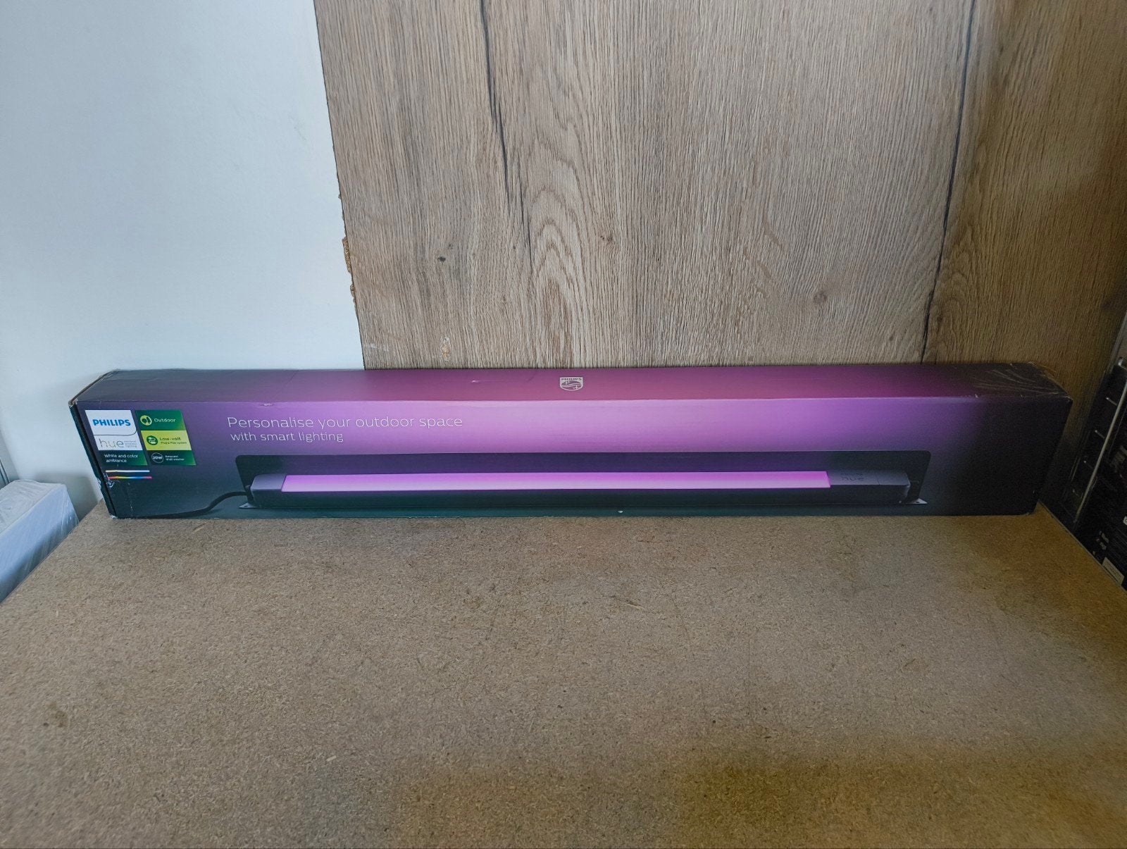 Philips Hue Amarant Wall  Zwart - Smart Buitenlamp, Zwart, Nieuw, Ophalen of Verzenden, Philips Hue