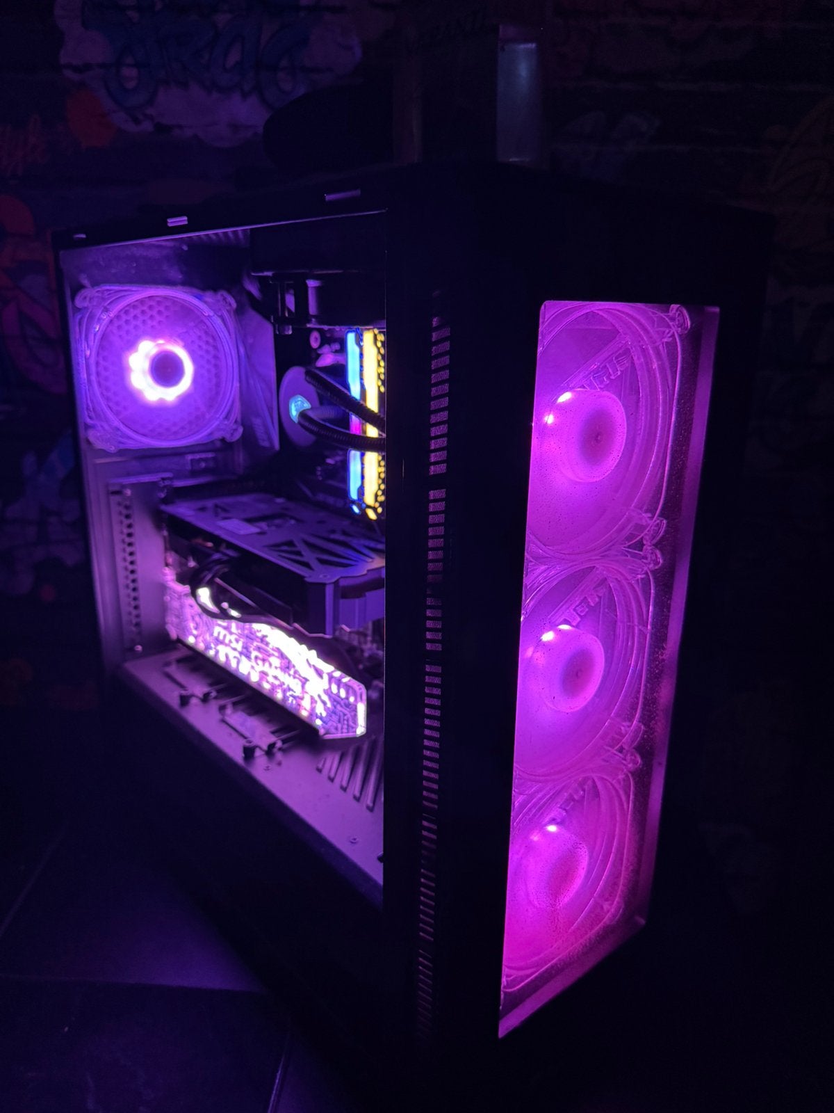 Gaming PC (650mag ie weg/ Den Helder), Ophalen of Verzenden, Zo goed als nieuw, Gaming, SSD
