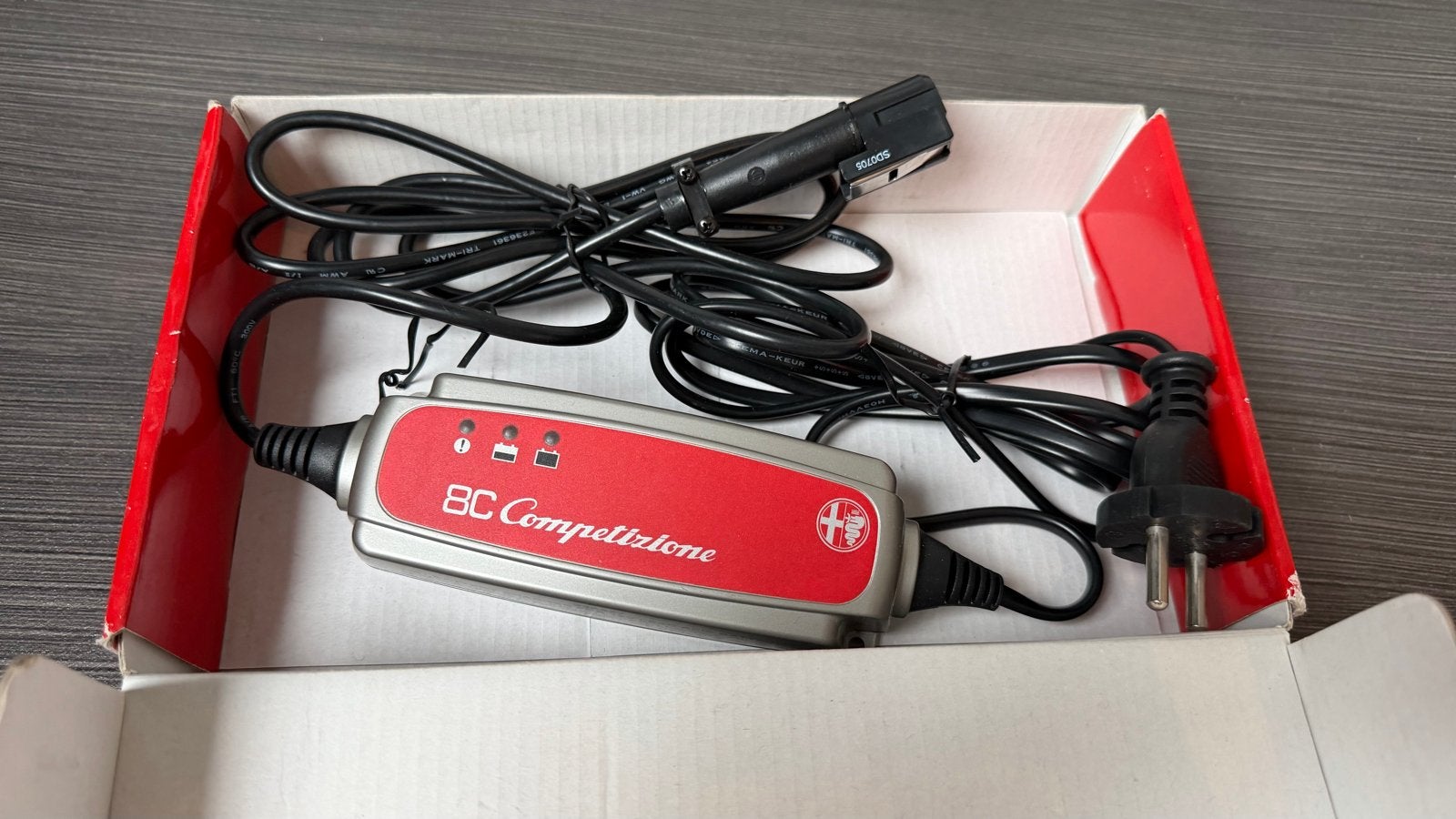 Originele Alfa Romeo 8C Competizione Druppellader, Verzenden, Nieuw, Alfa Romeo