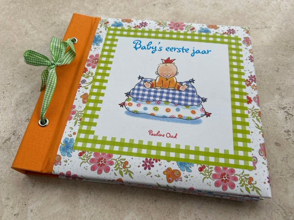 Baby's eerste jaar boek - Pauline Oud, Ophalen of Verzenden, Nieuw, 0 tot 6 maanden