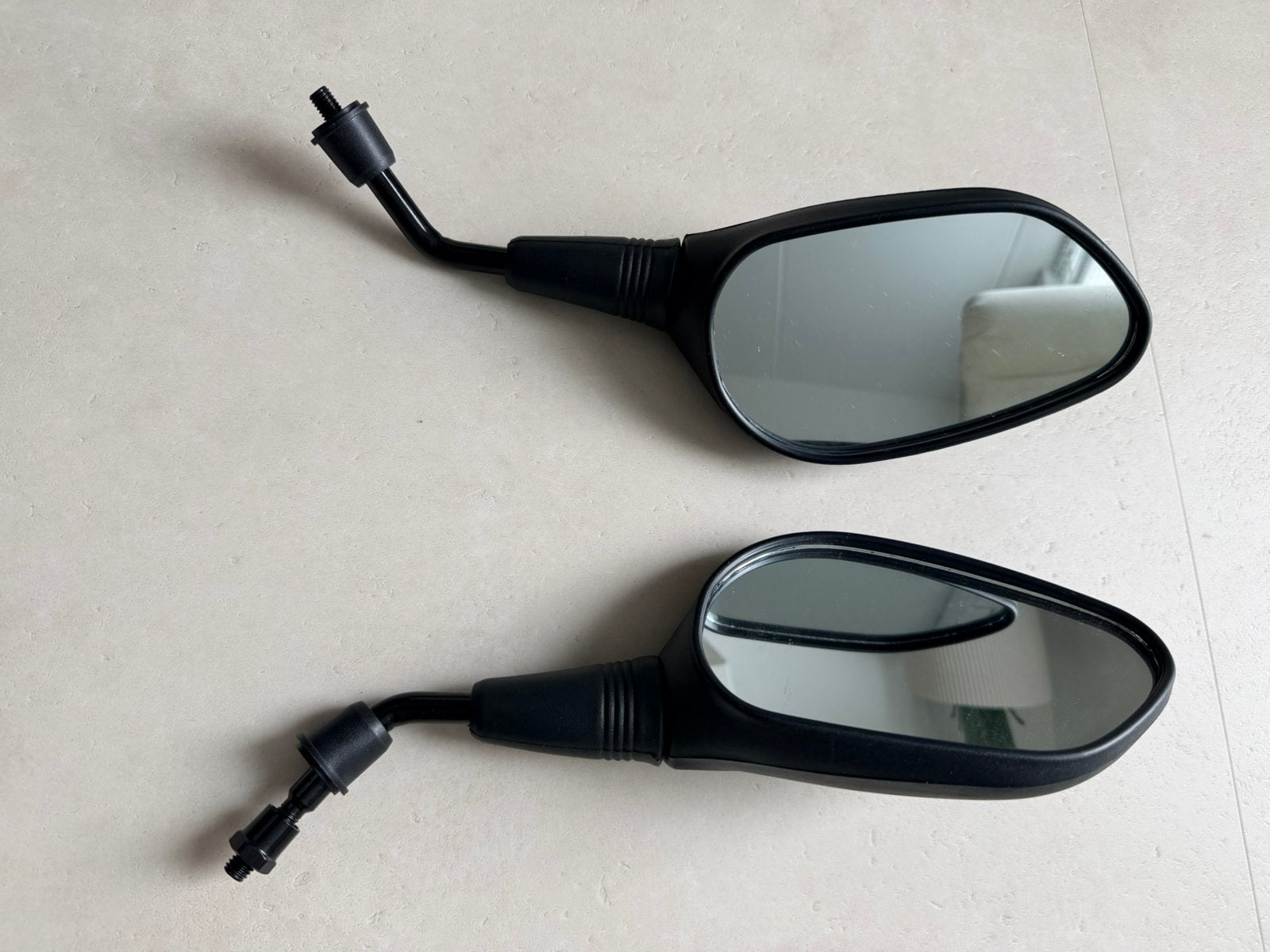 Set Universele Scooter Spiegels Links + Rechts - Zwart, Ophalen of Verzenden, Zo goed als nieuw, Overige typen, Overige merken