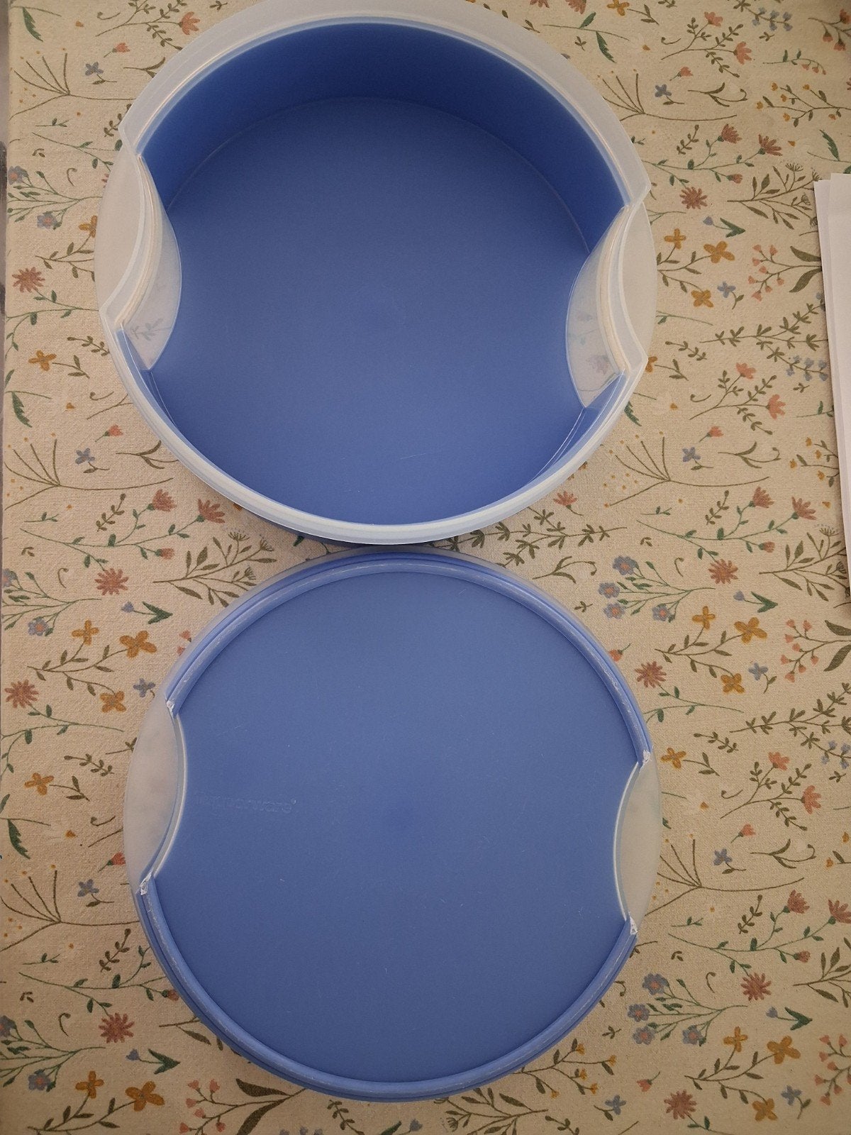 Gebruikte Tupperware koektrommel - Blauw, Gebruikt, Blauw, Ophalen of Verzenden, Bus of Trommel