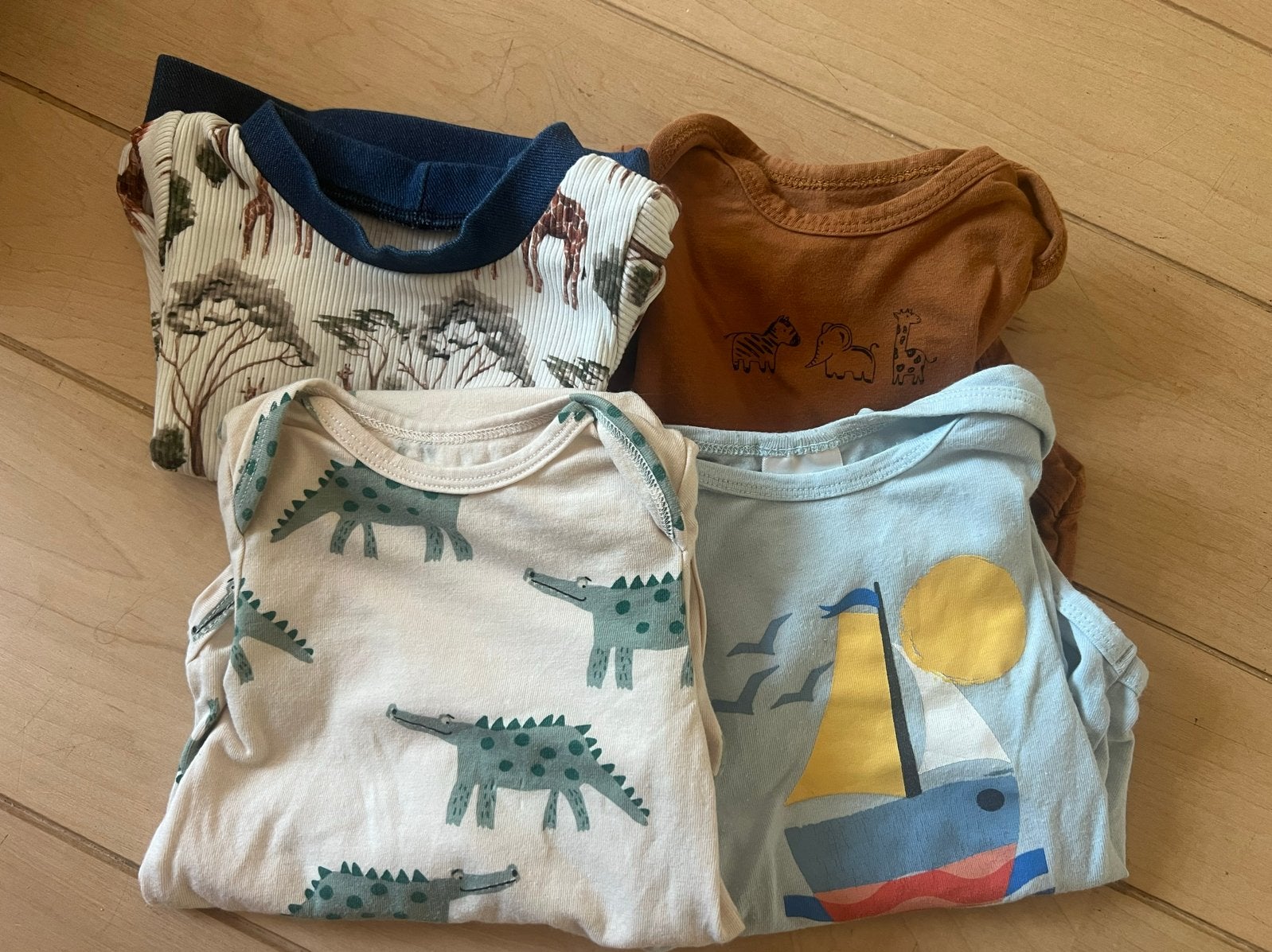 Set van 4 baby rompers met diverse prints, Ophalen, Gebruikt, Jongetje of Meisje