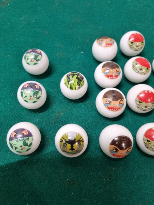 -	knikkers met afbeeldingen 18 stuks, Ophalen of Verzenden, 'T Olde Gre-j, Info@toldegrej.nl, Endepoelstraat 20f Didam
