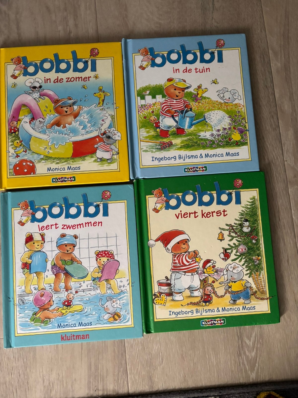 Bobbie Boeken - Diverse Verhalen, Gelezen, Fictie algemeen, Jongen of Meisje, Ophalen of Verzenden