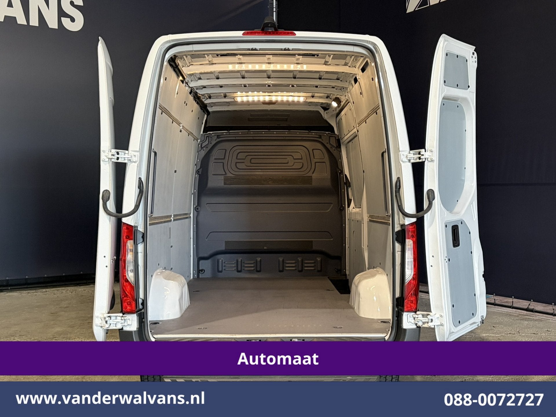 Mercedes-Benz Sprinter 317 CDI 170pk 9G-Tronic Automaat L2H2, Auto's, Automaat, Dealer onderhouden, Gebruikt, 4 cilinders