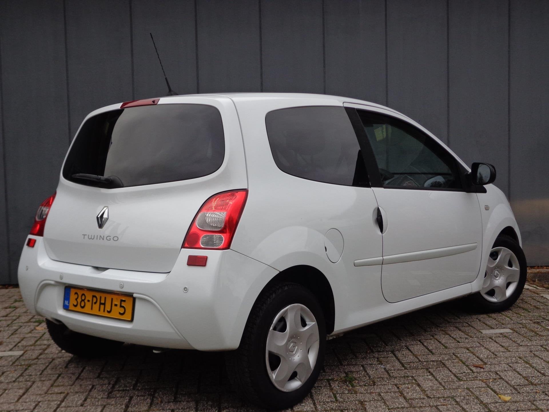 Renault Twingo 1.2i-16V Dyna izgstVol.onderhoud Apk 15-10-27, Auto's, Twingo, Gebruikt, 4 cilinders, Alcantara