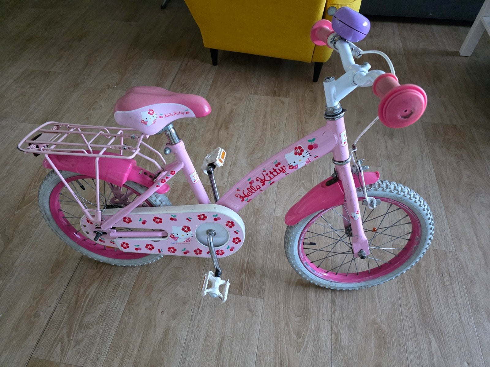 Hello Kitty kinderfiets - Roze, 16 inch, Ophalen, Hello Kitty, Velgrem, 16 tot 20 inch
