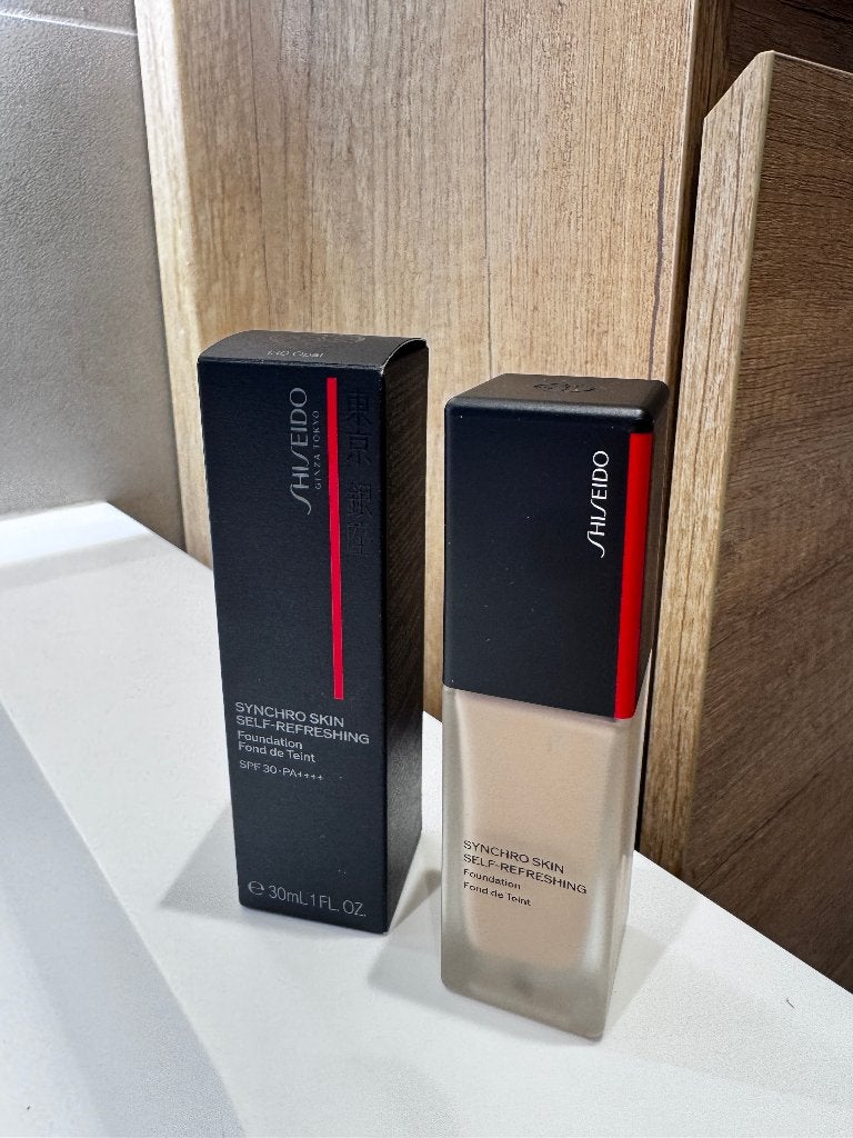 Shiseido Synchro Skin Self-Refreshing Foundation 130 Opal, Gehele gezicht, Beige, Nieuw, Ophalen of Verzenden