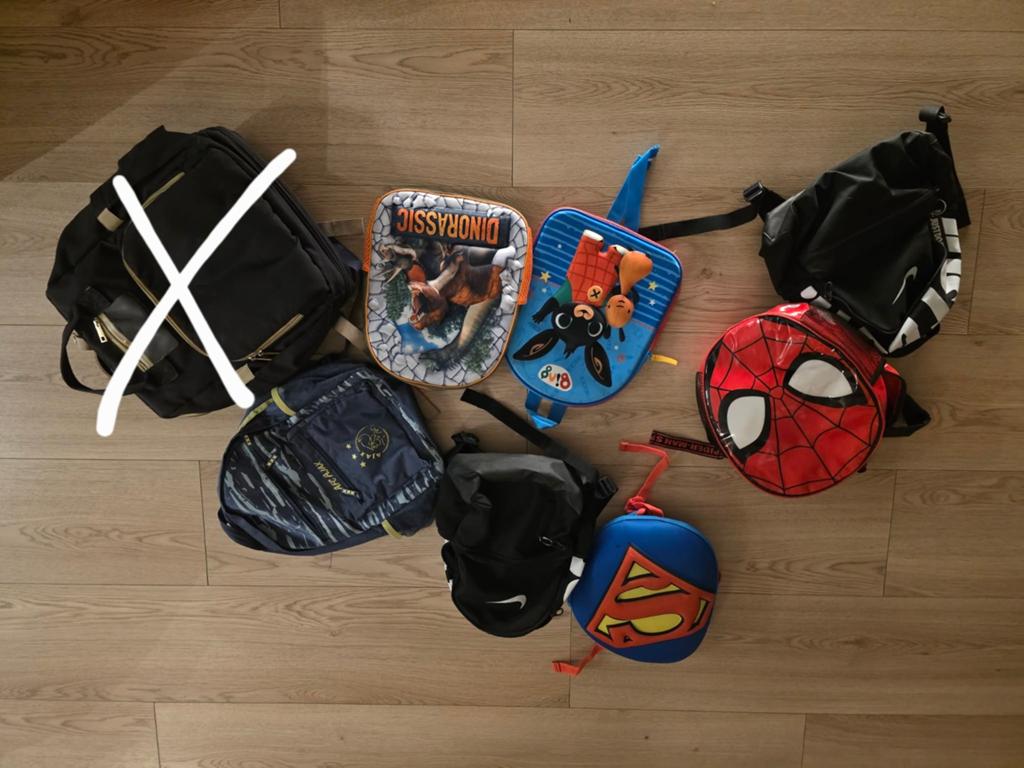 Diverse kinderrugzakken: Spiderman, Bing, Superman en meer!, Gebruikt, 25 tot 40 cm, 30 tot 45 cm, Ophalen