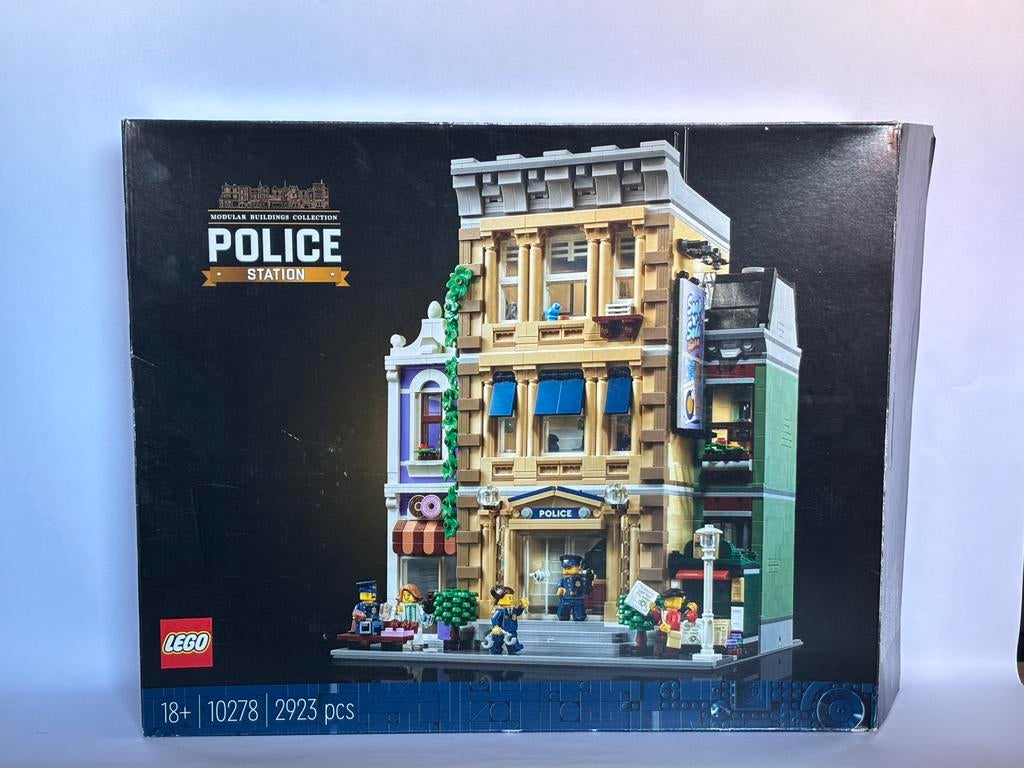Lego icons 10278 police station, Kinderen en Baby's, Speelgoed | Duplo en Lego, Ophalen, Zo goed als nieuw