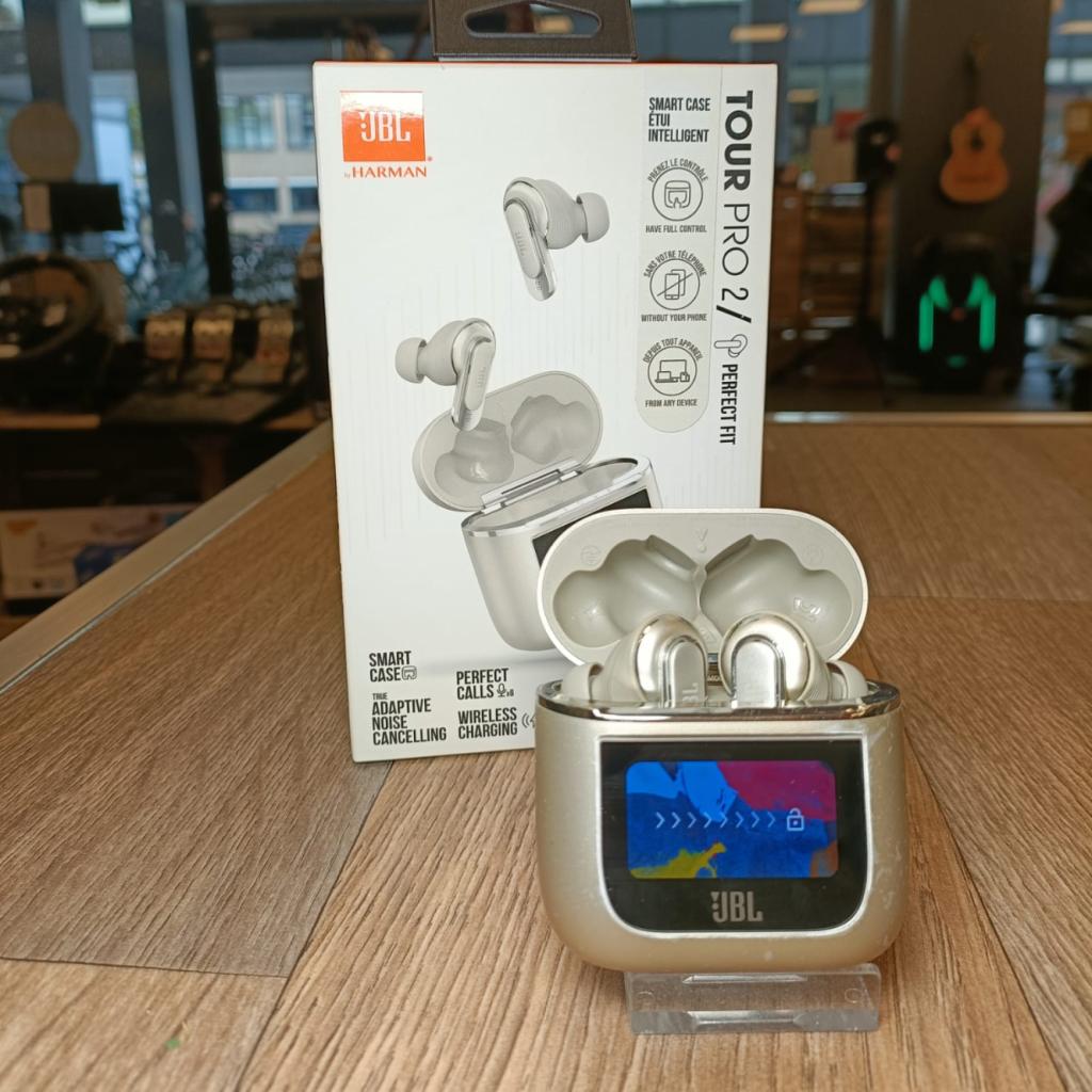 JBL Tour Pro 2 | In doos met garantie, Audio, Tv en Foto, Koptelefoons, JBL, Zo goed als nieuw, Support@jbl.com, 400 Atlantic Street
Stamford, CT 06901
USA