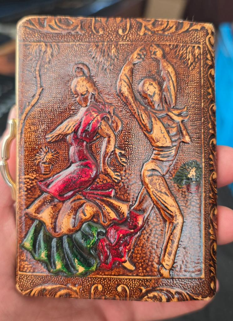 Vintage Spaans Leren Portemonnee met Dansers en Knipsluiting, Overige merken, Gebruikt, Ophalen of Verzenden, Leer